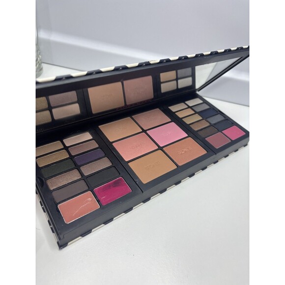 Estee Lauder 42 Shades Endless Looks Blush (6)-Lipstick (6)-Eye Shadow (30) RARE - Picture 1 of 10